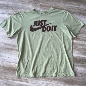 Nike Tee